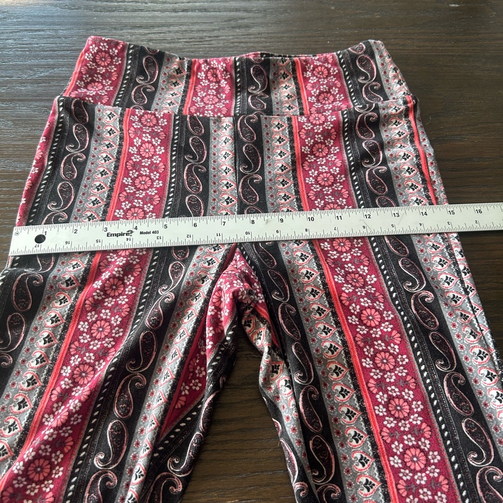 No Boundaries Red and Black Boot Cut Flare Pants - Picture 8 of 11